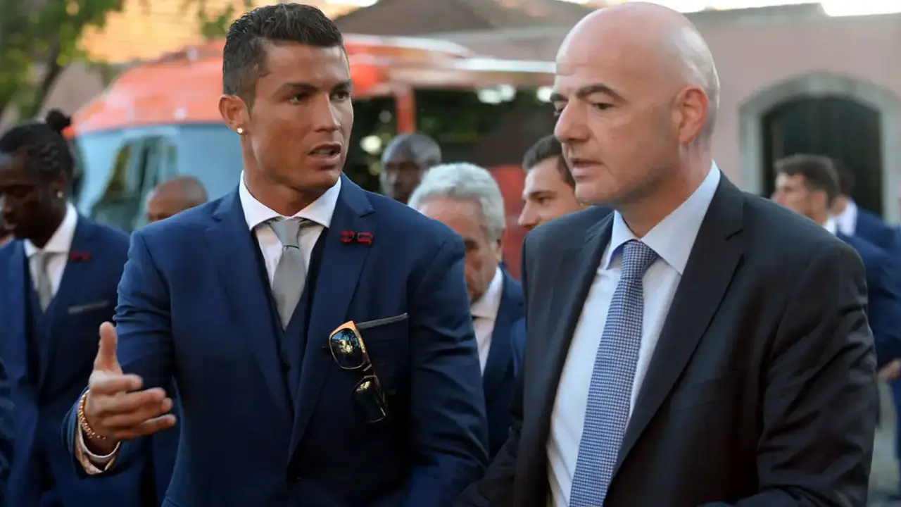 infantino-ronaldo-20260824205746 (1)